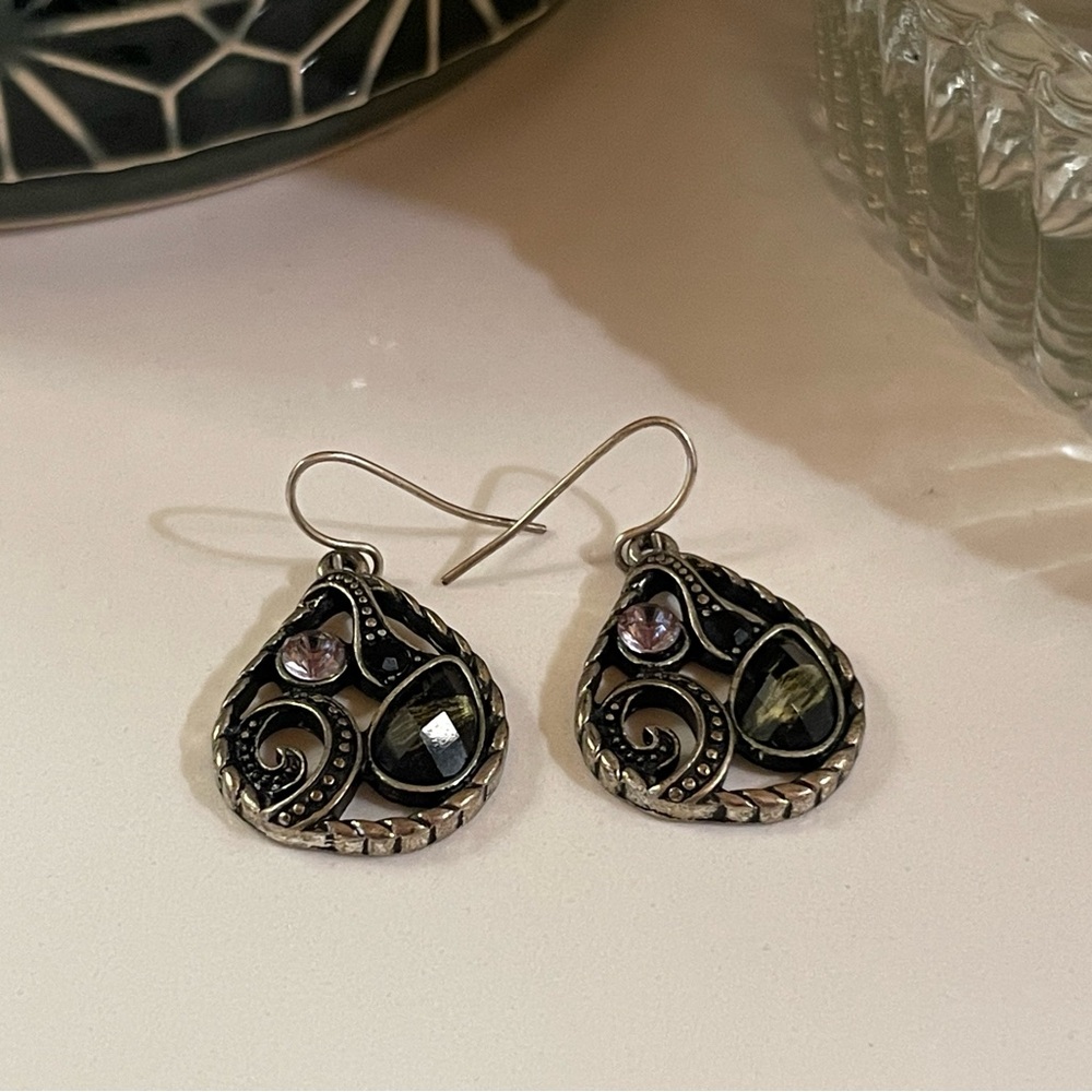 Earrings 💗 Green / Pink Multicolored Stones. Silver Grey. Teardrop Celtic Boho